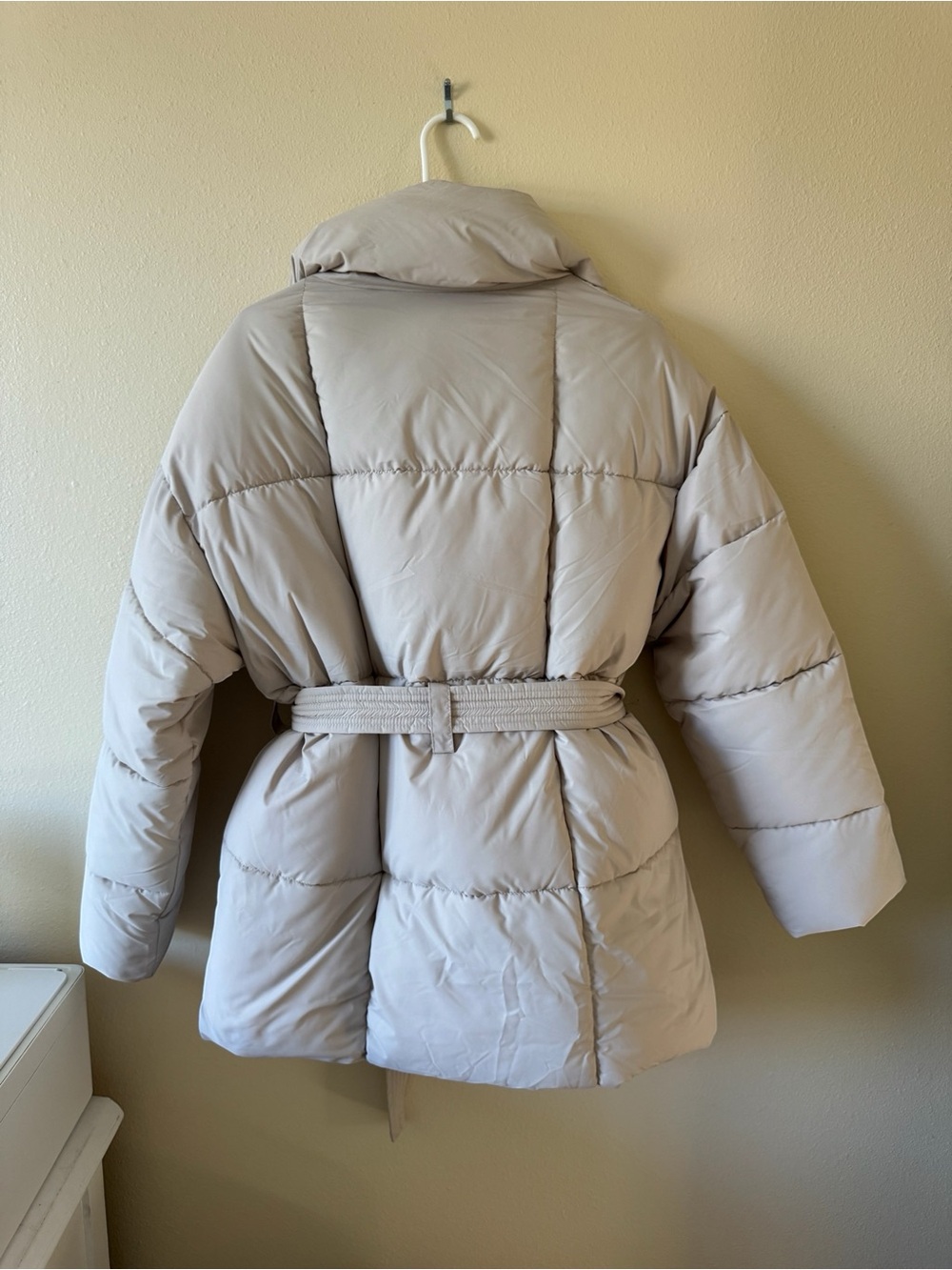 Women's Cream Belted Puffer Coat - Picture 5 of 6